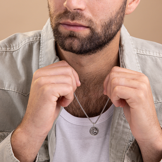 שרשרת קמע לגבר - אריה
