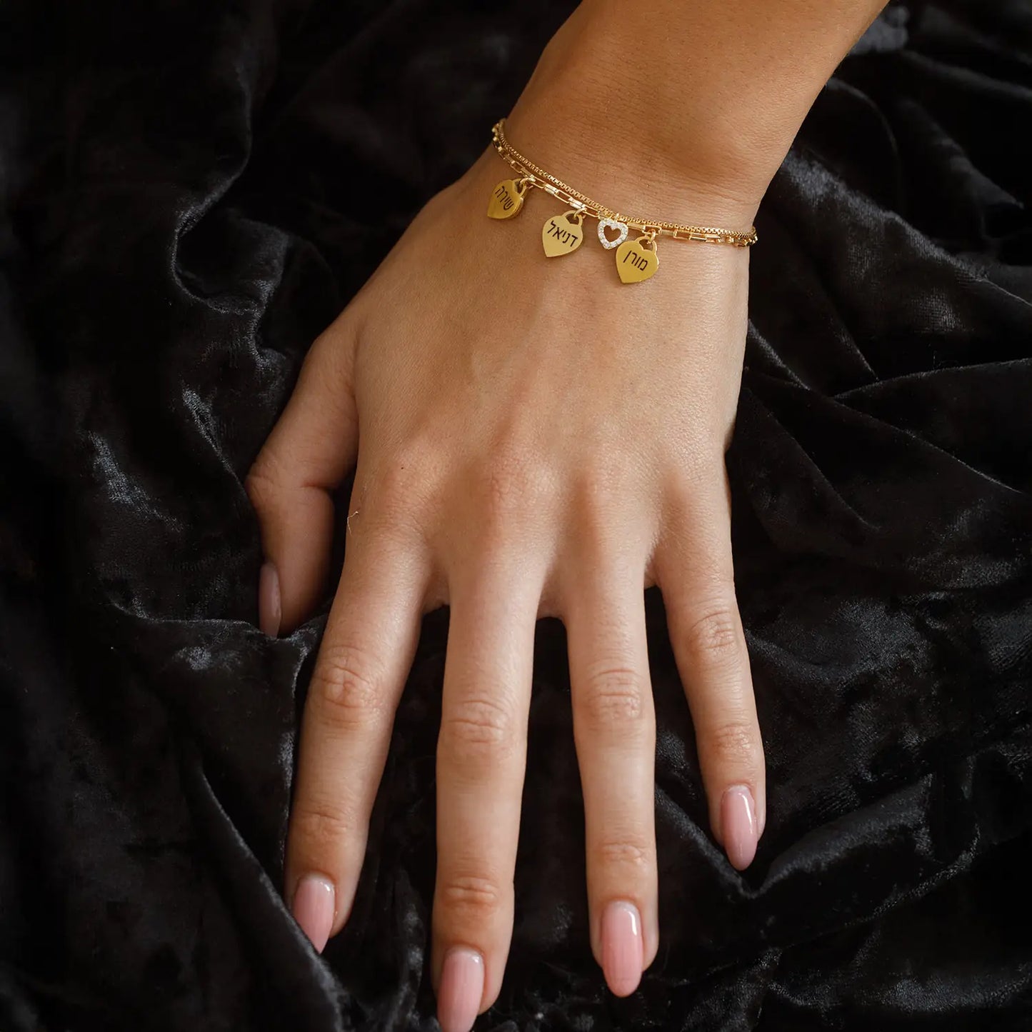 צמיד חריטה לאמא עם שמות הילדים - נדיה זהב