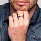 Silver_Ring_Zoom_Out
